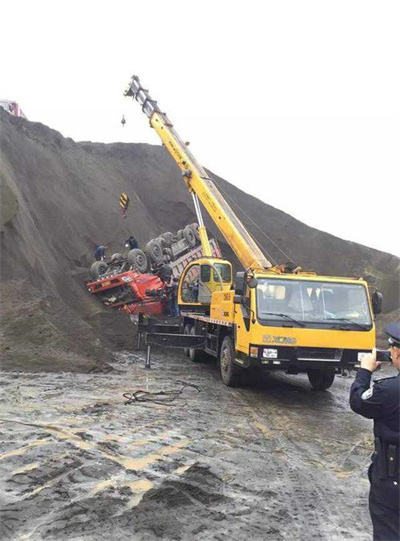 汇川区上犹道路救援